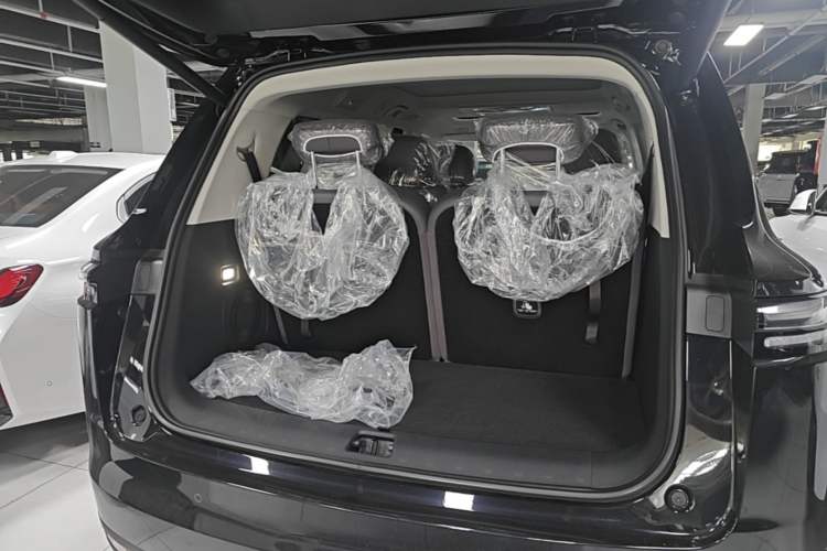 Used Leapmotor C16 2026 Extended-Range 280 LiDAR Zhizun Edition 6 Seats Trunk