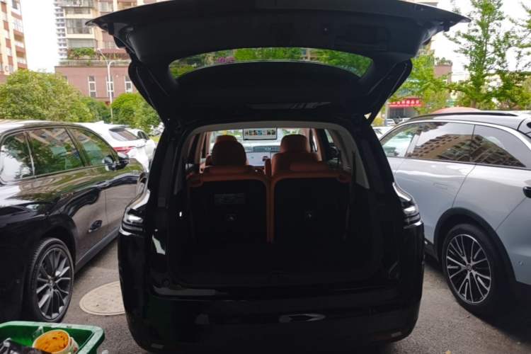 Used Leapmotor C16 2026 Extended-Range 280 LiDAR Zhizun Edition 6 Seats Trunk