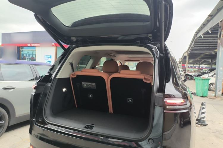 Used Leapmotor C16 2026 Extended-Range 280 LiDAR Zhizun Edition 6 Seats Trunk