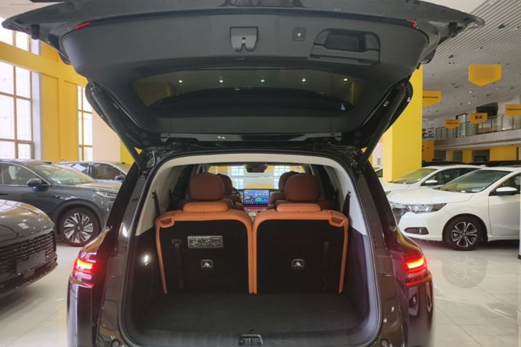 Used Leapmotor C16 2026 Extended-Range 280 LiDAR Zhizun Edition 6 Seats Trunk