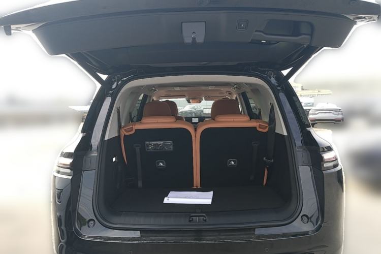 Used Leapmotor C16 2026 Extended-Range 280 LiDAR Zhizun Edition 6 Seats Trunk