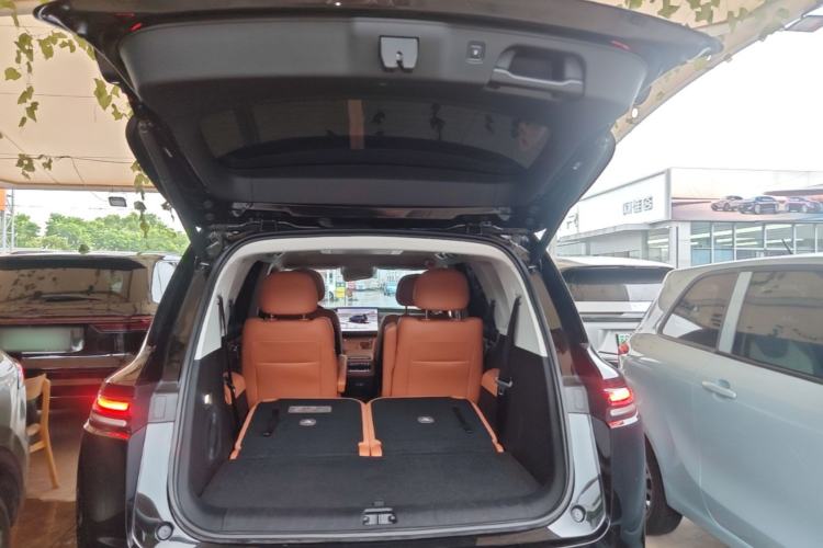 Used Leapmotor C16 2026 Extended-Range 280 LiDAR Zhizun Edition 6 Seats Trunk