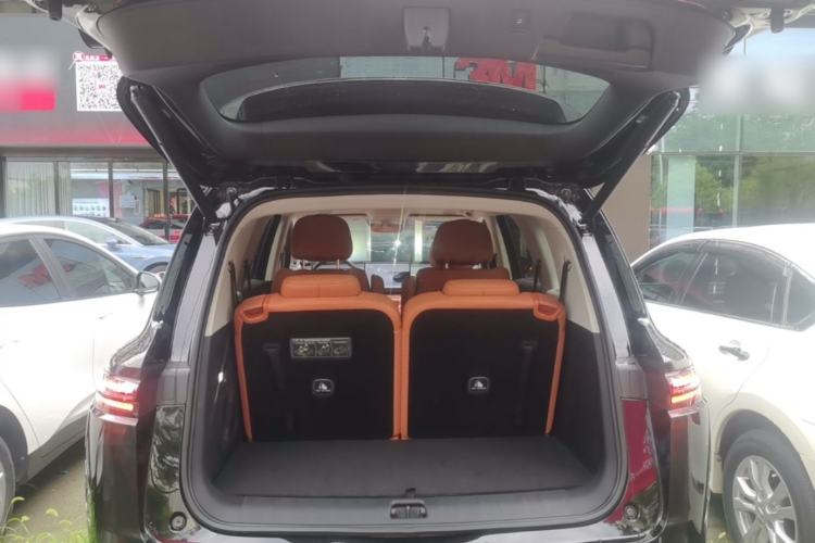Used Leapmotor C16 2026 Extended-Range 280 LiDAR Zhizun Edition 6 Seats Trunk