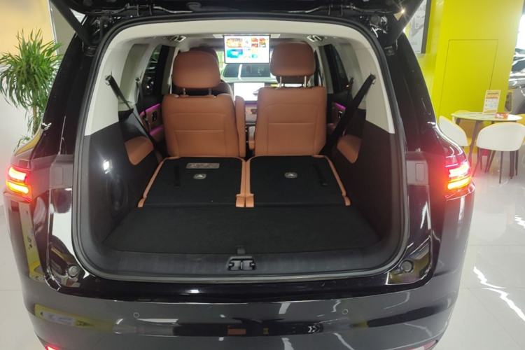 Used Leapmotor C16 2026 Extended-Range 280 LiDAR Version 6 Seats Trunk