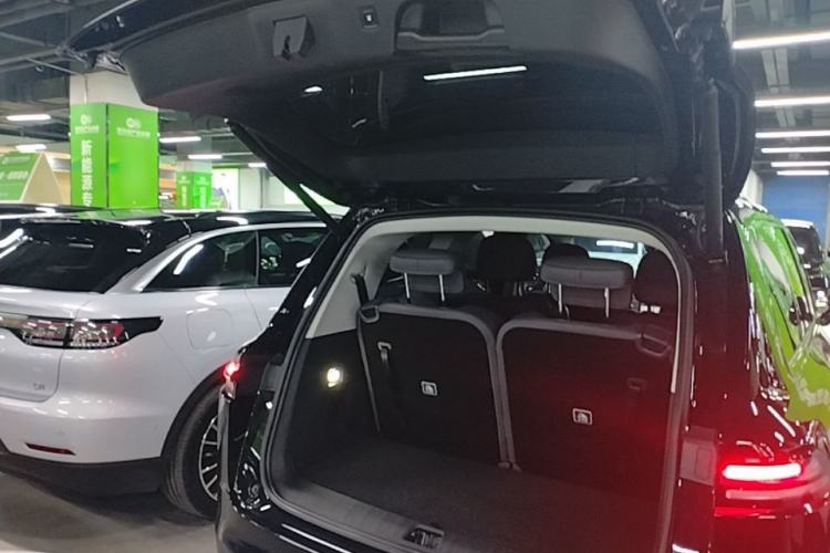 Used Leapmotor C16 2026 Range-Extended 200 Prestige 6-Seater Trunk