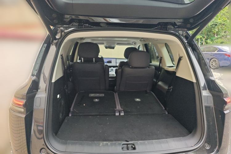 Used Leapmotor C16 2026 Extended-Range 280 LiDAR Zhizun Edition 6 Seats Trunk