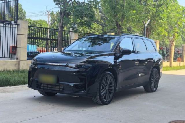 Used Leapmotor C16 2026 Extended-Range 280 LiDAR Zhizun Edition 6 Seats