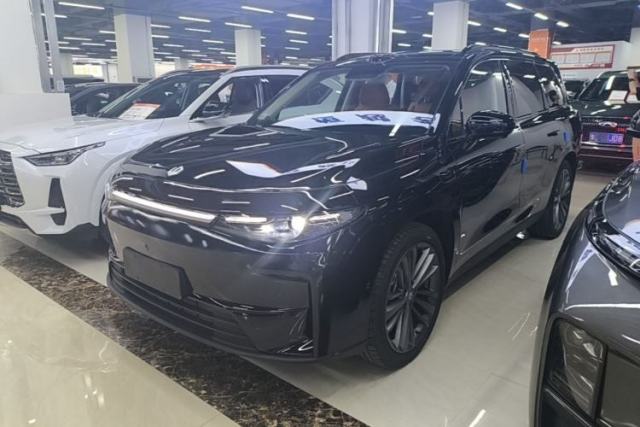 Used Leapmotor C16 2026 Extended-Range 280 LiDAR Zhizun Edition 6 Seats