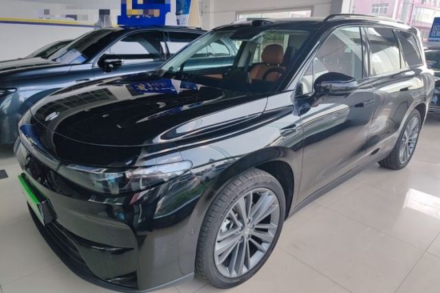 Leapmotor C16 2026 Extended-Range 280 LiDAR Zhizun Edition 6 Seats с пробегом