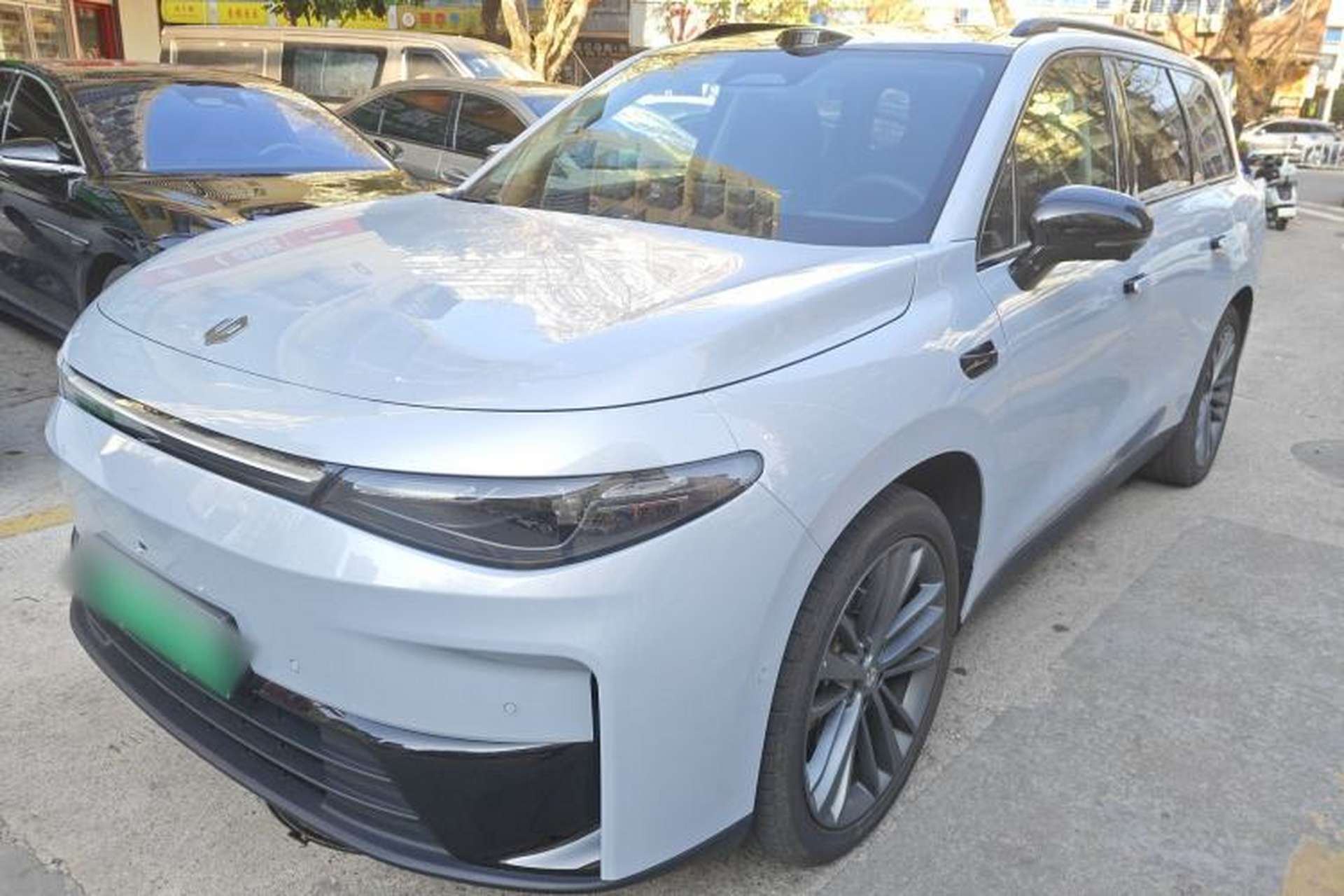 Used Leapmotor C16 2026 Pure Electric 630 LiDAR Zhizun Edition 5 Seats Front Left 45 Deg