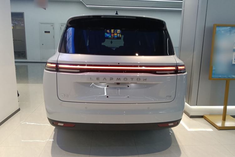 Used Leapmotor C16 2026 Extended-Range 280 LiDAR Version 6 Seats Rear