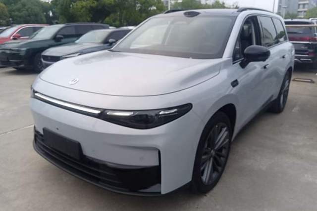 Used Leapmotor C16 2026 Pure Electric 630 LiDAR Zhizun Edition 5 Seats