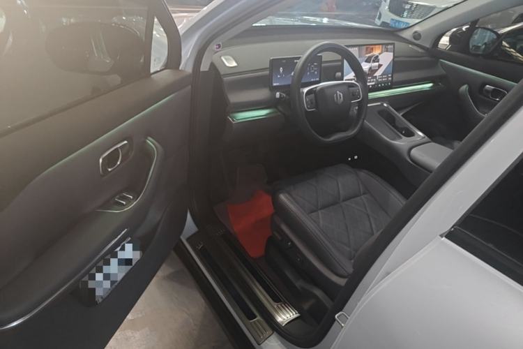 Used Leapmotor C16 2026 Pure Electric 630 LiDAR Zhizun Edition 5 Seats Driver Seat