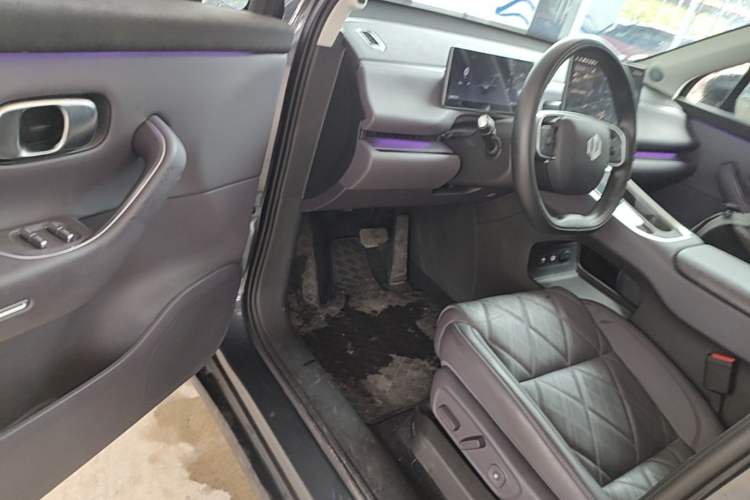 Used Leapmotor C16 2026 Pure Electric 630 LiDAR Zhizun Edition 5 Seats Driver Seat