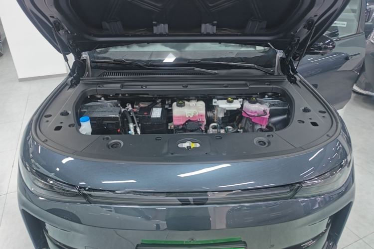 Used Leapmotor C16 2026 All-Electric 630 LiDAR Zhizun Edition 6 Seats Engine Bay