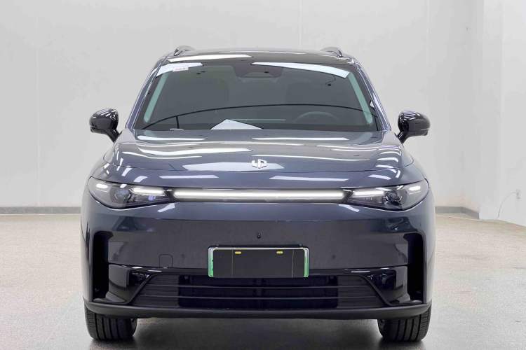 Used Leapmotor C16 2026 All-Electric 580 Prestige 6-Seater Exterior 1