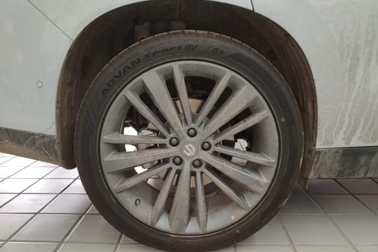 Used Leapmotor C16 2026 Extended-Range 280 LiDAR Zhizun Edition 6 Seats Exterior 5