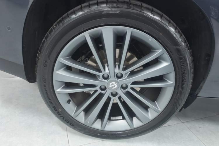Used Leapmotor C16 2026 All-Electric 630 LiDAR Zhizun Edition 6 Seats Exterior 5