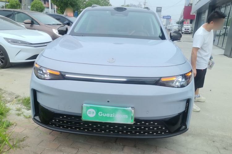 Used Leapmotor C16 2026 All-Electric 630 LiDAR Zhizun Edition 6 Seats Front