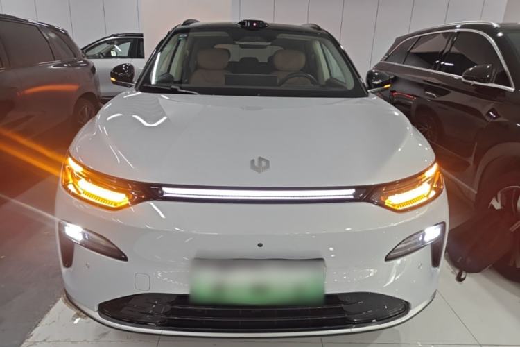 Used Leapmotor C16 2026 All-Electric 630 LiDAR Zhizun Edition 6 Seats Front