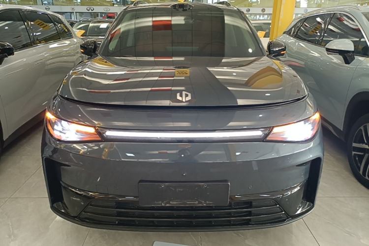 Used Leapmotor C16 2026 Extended-Range 280 LiDAR Zhizun Edition 6 Seats Front