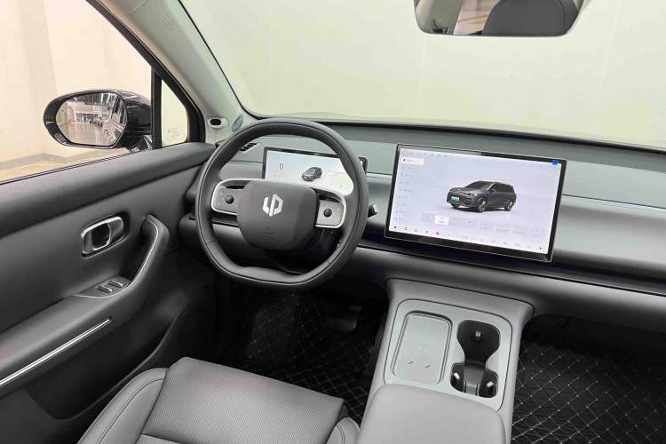 Used Leapmotor C16 2026 All-Electric 580 Prestige 6-Seater Interior 6