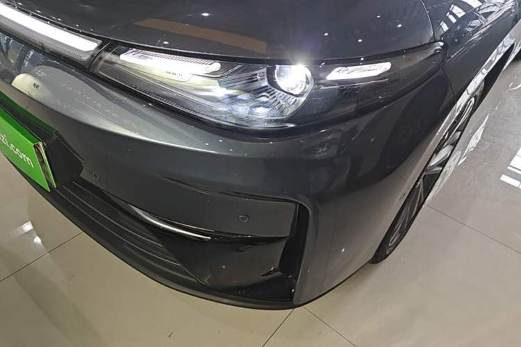 Used Leapmotor C16 2026 All-Electric 630 LiDAR Zhizun Edition 6 Seats Left Front Headlight