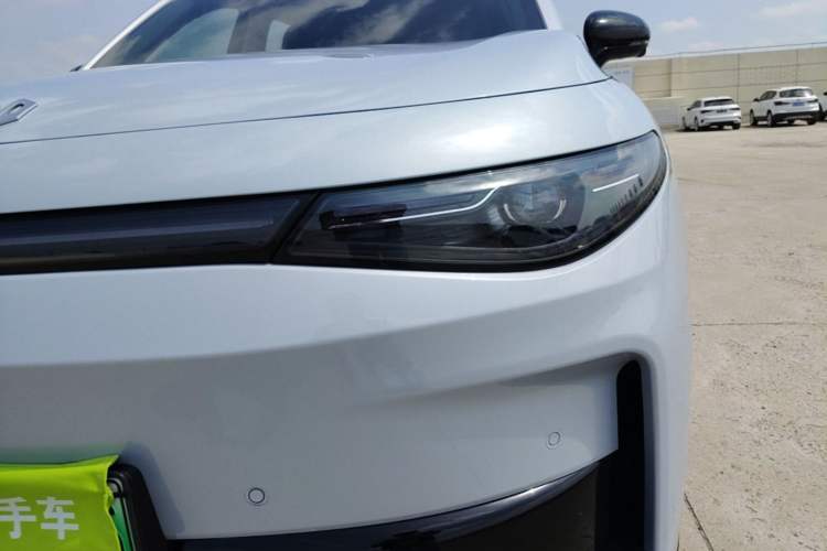 Used Leapmotor C16 2026 All-Electric 630 LiDAR Zhizun Edition 6 Seats Left Front Headlight