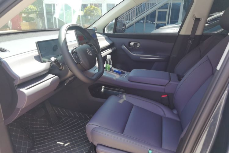 Used Leapmotor C16 2026 All-Electric 580 Prestige 6-Seater Left Front Seat