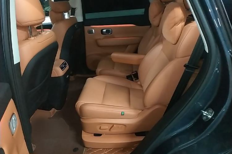 Used Leapmotor C16 2026 All-Electric 630 LiDAR Version 6-Seater Left Rear Seat