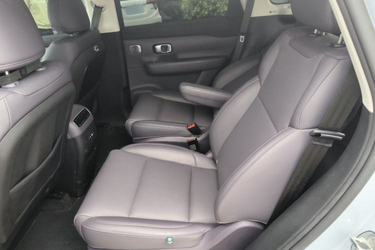 Used Leapmotor C16 2026 All-Electric 630 LiDAR Version 6-Seater Left Rear Seat