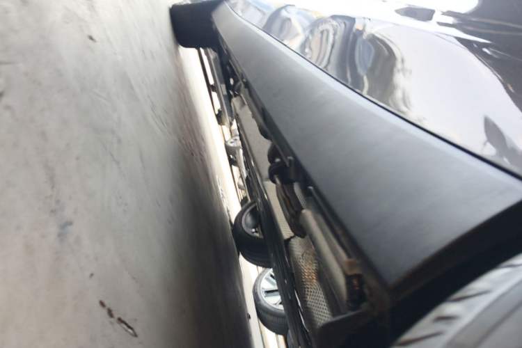 Used Leapmotor C16 2026 Extended-Range 280 LiDAR Version 6 Seats Left Side Sill