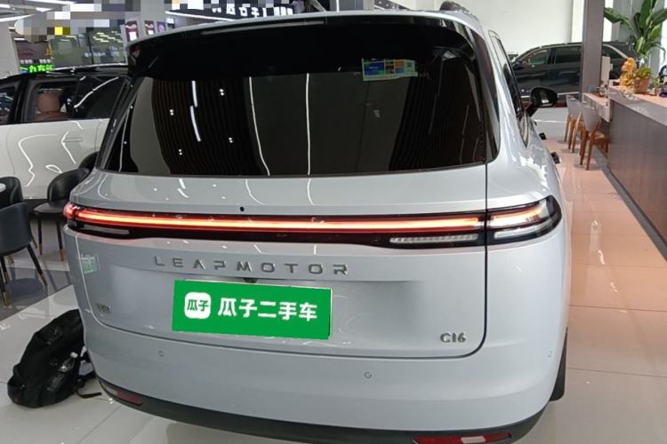 Used Leapmotor C16 2026 Extended-Range 280 LiDAR Zhizun Edition 6 Seats Rear