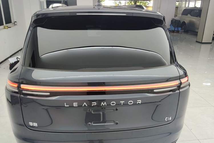 Used Leapmotor C16 2026 Extended-Range 280 LiDAR Zhizun Edition 6 Seats Rear