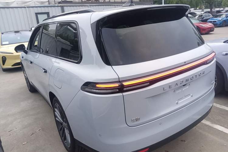 Used Leapmotor C16 2026 Pure Electric 630 LiDAR Zhizun Edition 5 Seats Rear Left 45 Deg