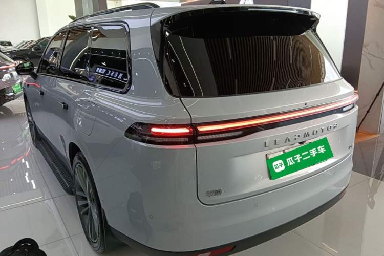 Used Leapmotor C16 2026 Extended-Range 280 LiDAR Zhizun Edition 6 Seats Rear Left 45 Deg