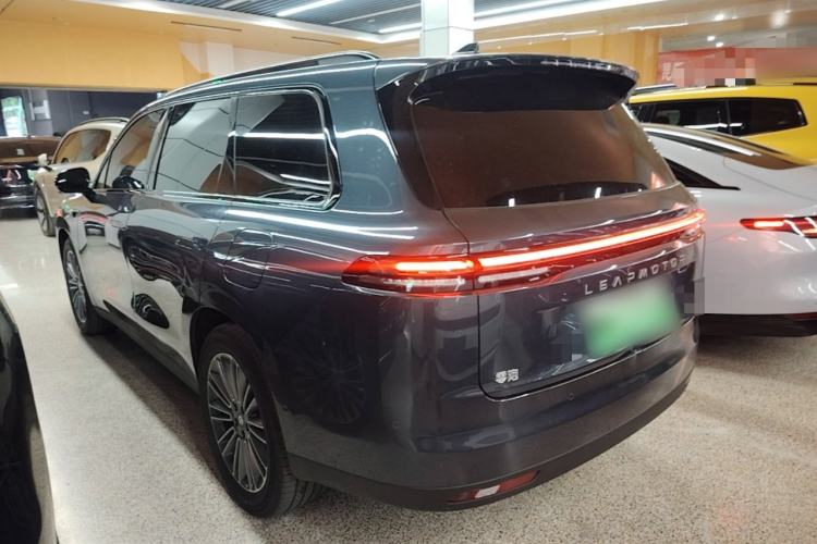 Used Leapmotor C16 2026 All-Electric 580 Prestige 6-Seater Rear Left 45 Deg