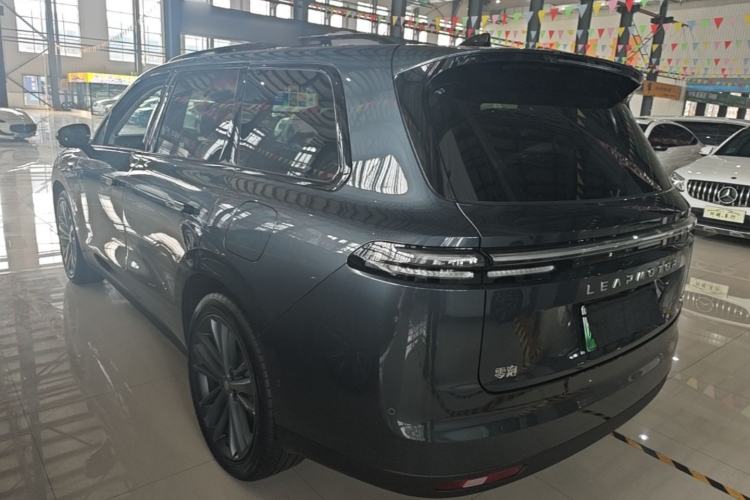 Used Leapmotor C16 2026 All-Electric 630 LiDAR Zhizun Edition 6 Seats Rear Left 45 Deg