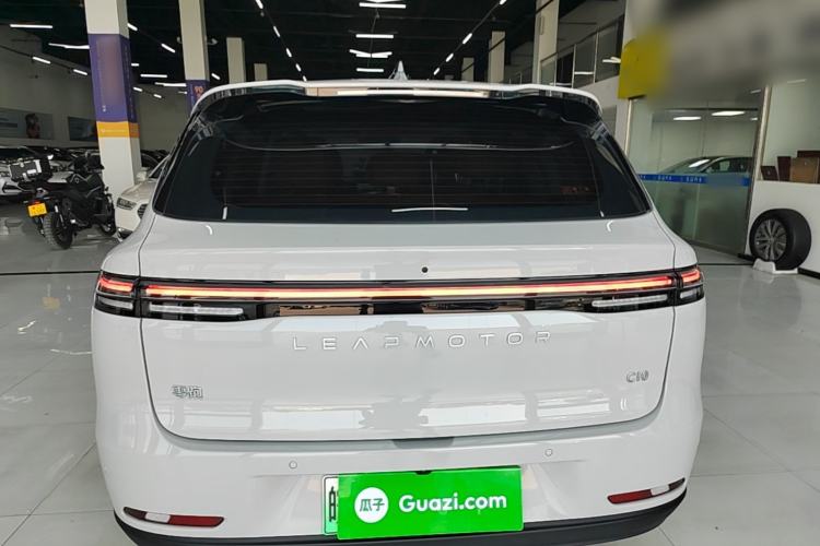 Used Leapmotor C16 2026 All-Electric 630 LiDAR Zhizun Edition 6 Seats Rear