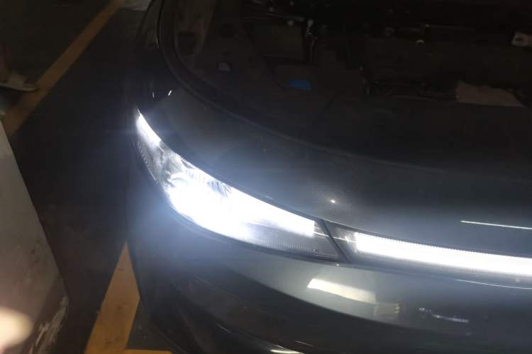 Used Leapmotor C16 2026 Extended-Range 280 LiDAR Version 6 Seats Right Front Headlight