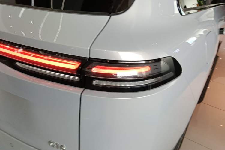 Used Leapmotor C16 2026 Extended-Range 280 LiDAR Zhizun Edition 6 Seats Right Rear Taillight