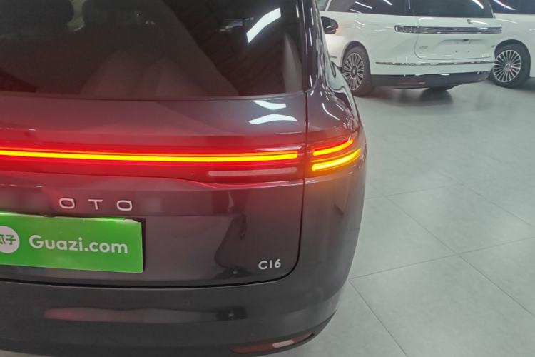 Used Leapmotor C16 2026 All-Electric 630 LiDAR Zhizun Edition 6 Seats Right Rear Taillight