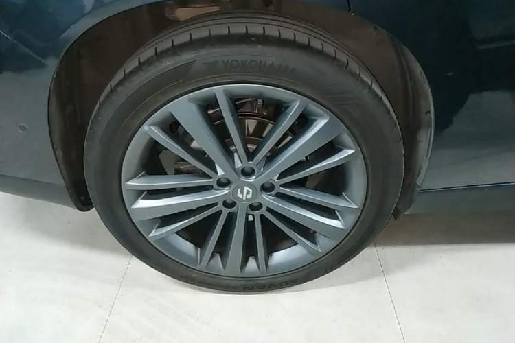 Used Leapmotor C16 2026 All-Electric 630 LiDAR Version 6-Seater Right Rear Wheel Hub