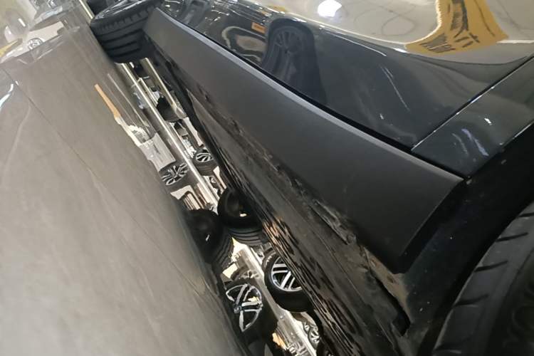 Used Leapmotor C16 2026 Extended-Range 280 LiDAR Zhizun Edition 6 Seats Right Side Sill