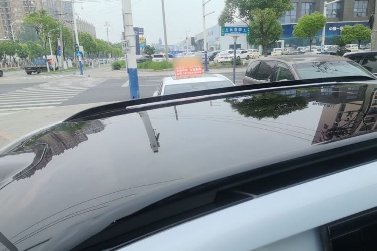 Used Leapmotor C16 2026 All-Electric 630 LiDAR Zhizun Edition 6 Seats Roof