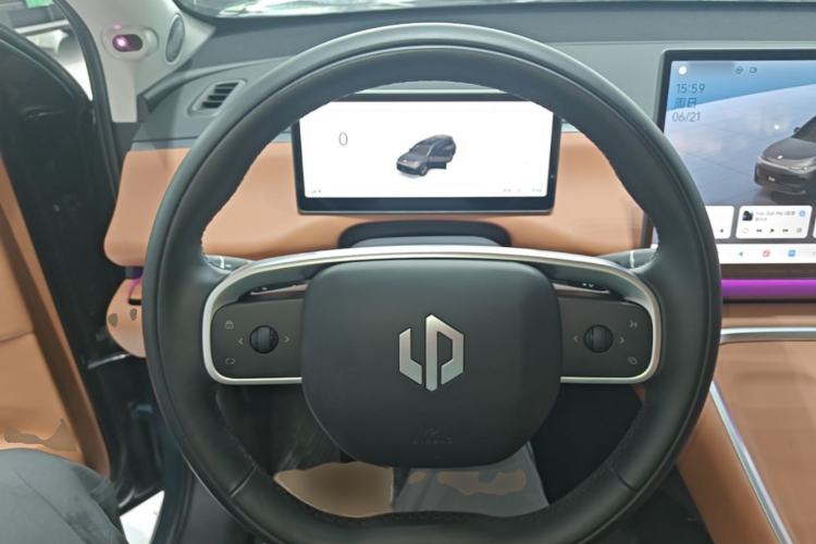 Used Leapmotor C16 2026 Pure Electric 630 LiDAR Zhizun Edition 5 Seats Steering Wheel