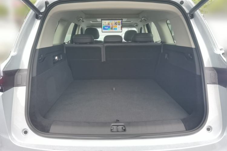 Used Leapmotor C16 2026 Pure Electric 630 LiDAR Zhizun Edition 5 Seats Trunk