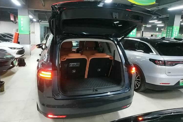 Used Leapmotor C16 2026 All-Electric 630 LiDAR Version 6-Seater Trunk