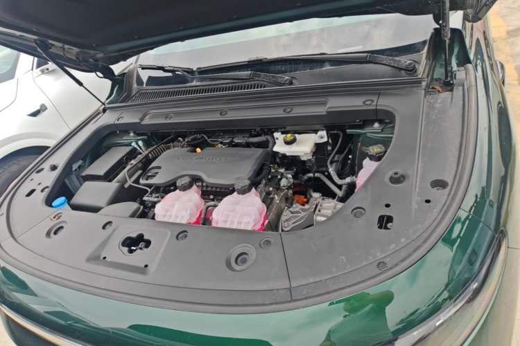 Used Leapmotor C16 2026 Extended-Range 280 LiDAR Version 6 Seats Engine Bay