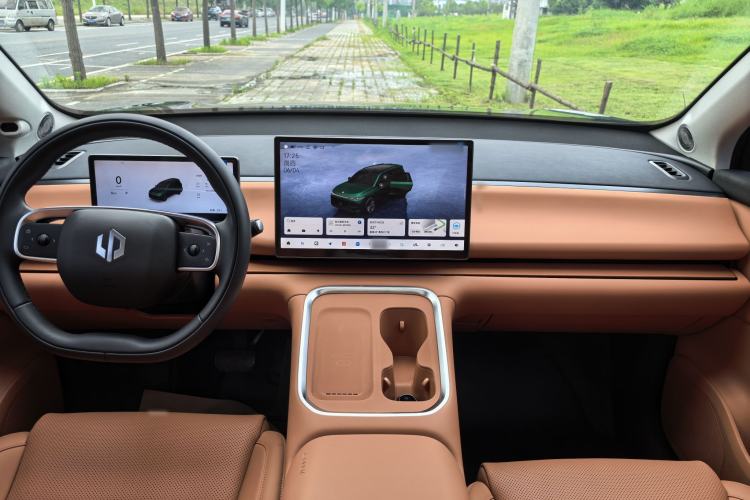 Used Leapmotor C16 2026 All-Electric 630 LiDAR Zhizun Edition 6 Seats Interior 6